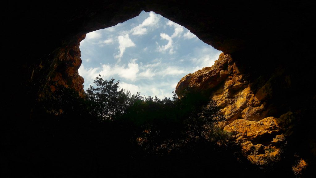 Akmechet - the largest cave in central Asia