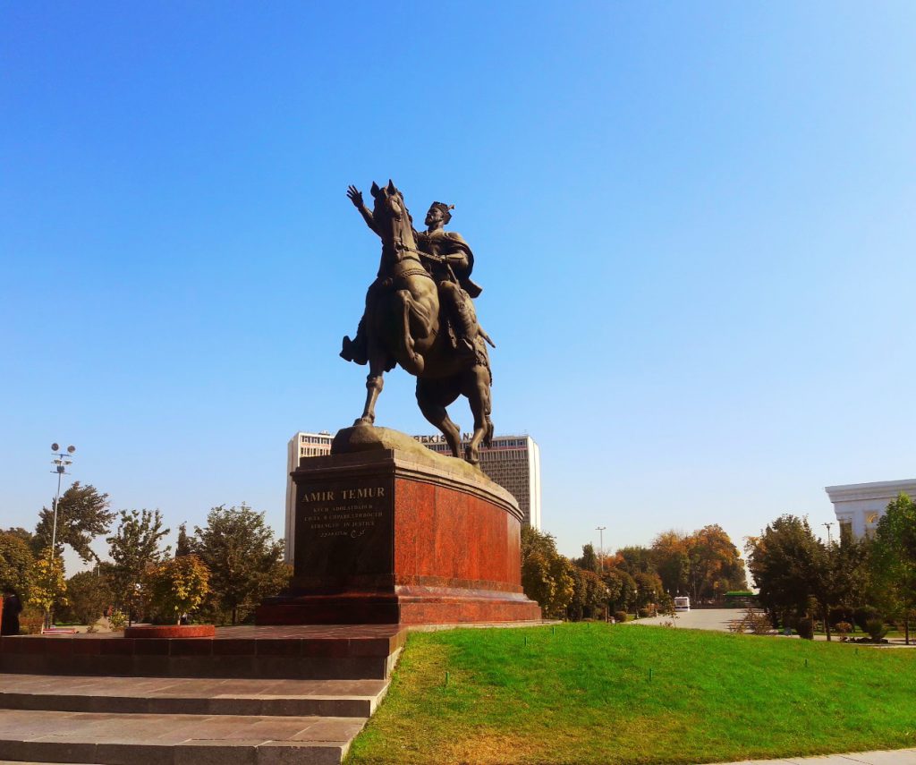 Info Shymkent - Amyr Temur statue in Taschkent