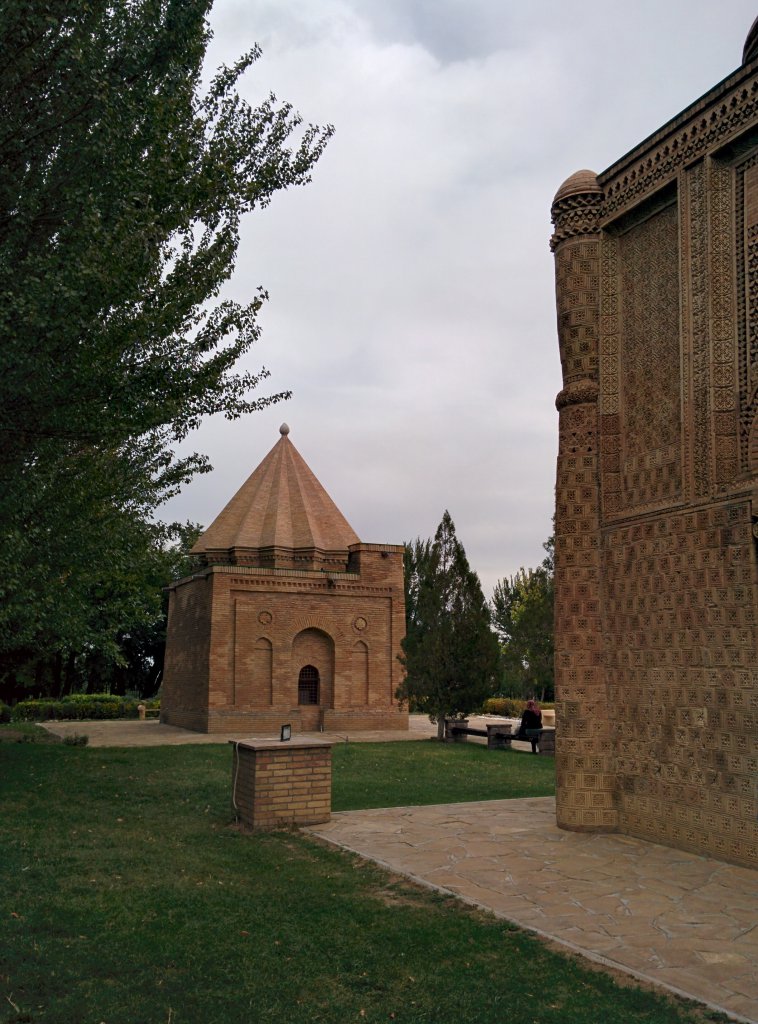 Info Shymkent - Aisha Bibi Mausoleum