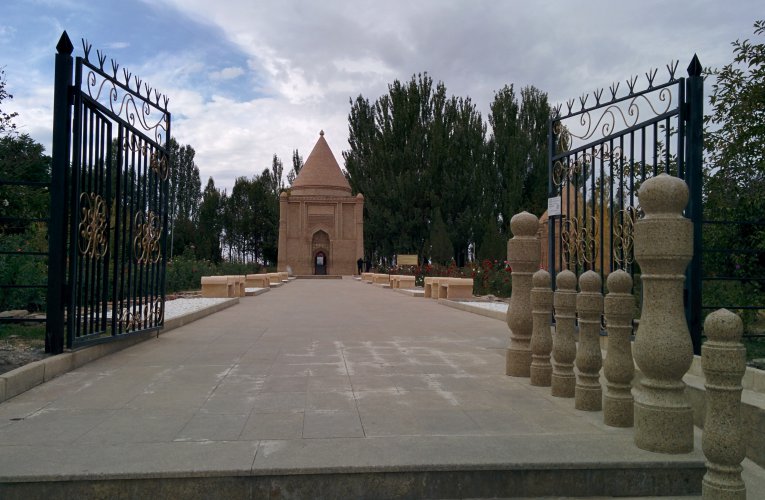 Aisha Bibi Mausoleum – A love story