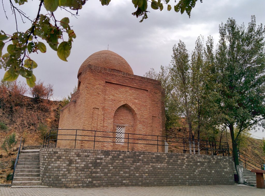 Info Shymkent - Mausoleum of Ibragim Ata in Sayram