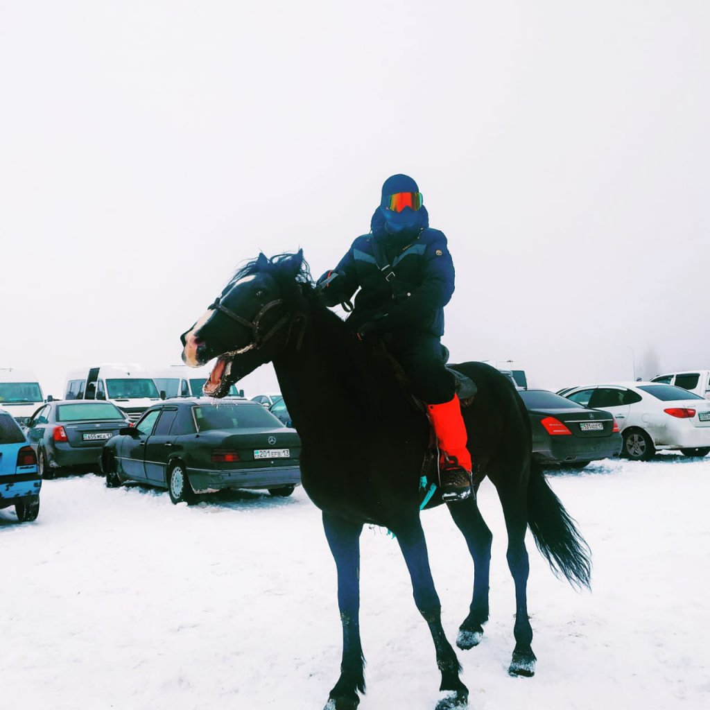 Info Shymkent - Guide Erzhigit is also a great horse rider, biker and hiker.