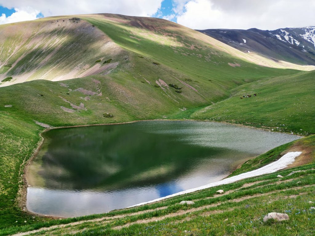 Info Shymkent - Lake in the Tian Shan Mountains near Shymkent.