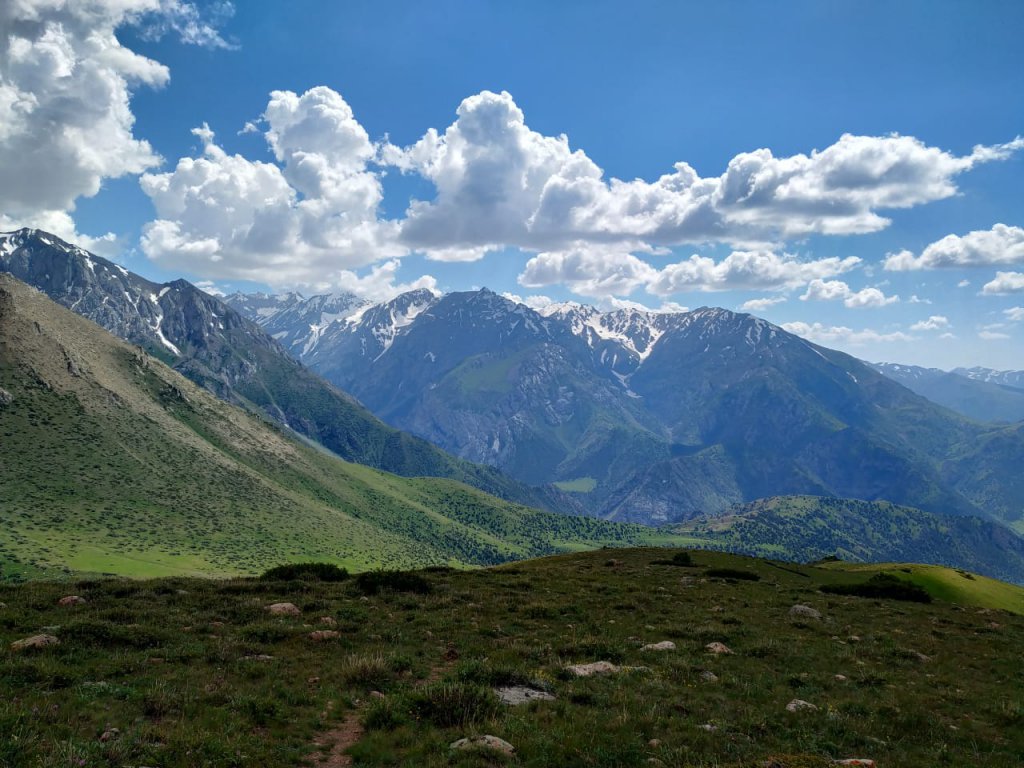 Info Shymkent - It's not the European Alps. It's the Tian Shan Mountains in Sairam-Ugam national park.