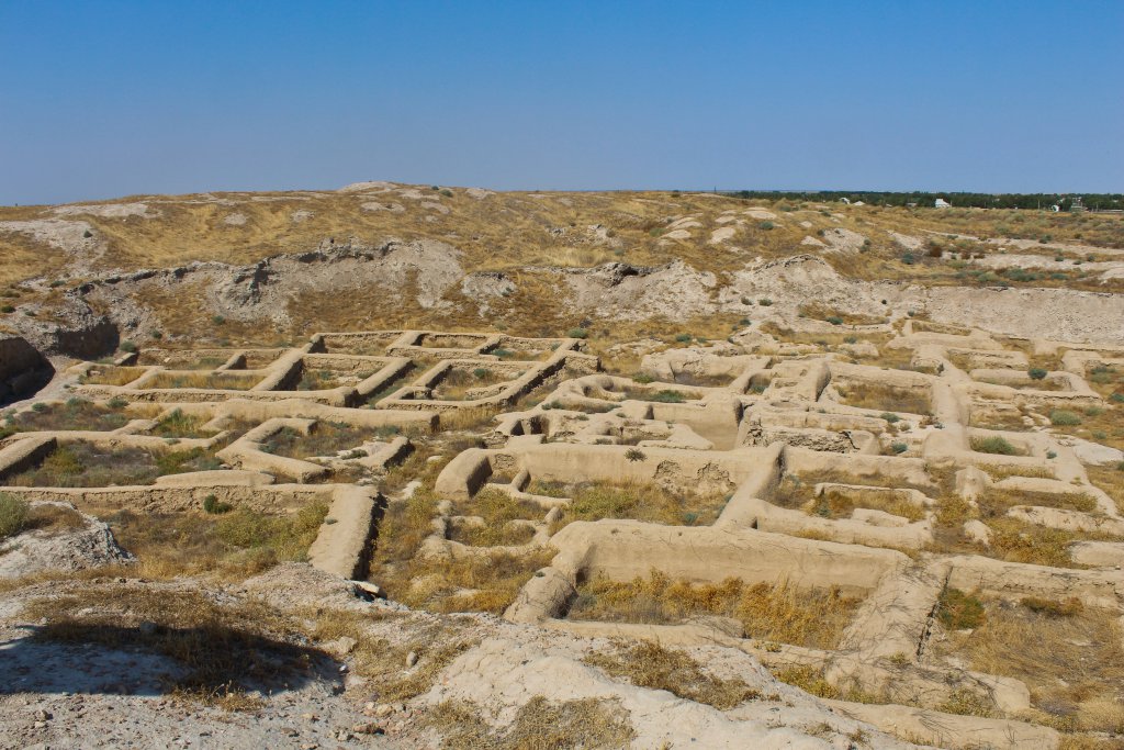 Info Shymkent - Foundations of the settlement of Otrartobe