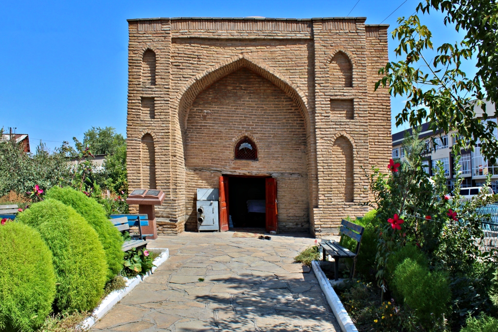 Info Shymkent - Karashash-Ana Mausoleum in Sayram