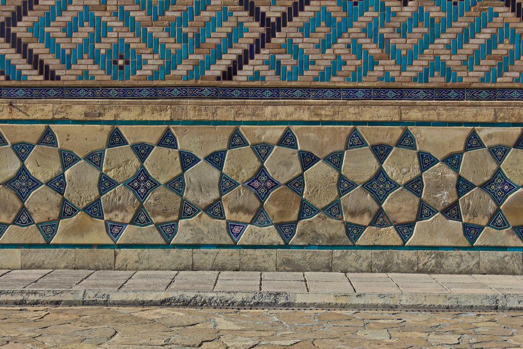 Info Shymkent - Beautiful ornaments on the Yassawi Mausoleum