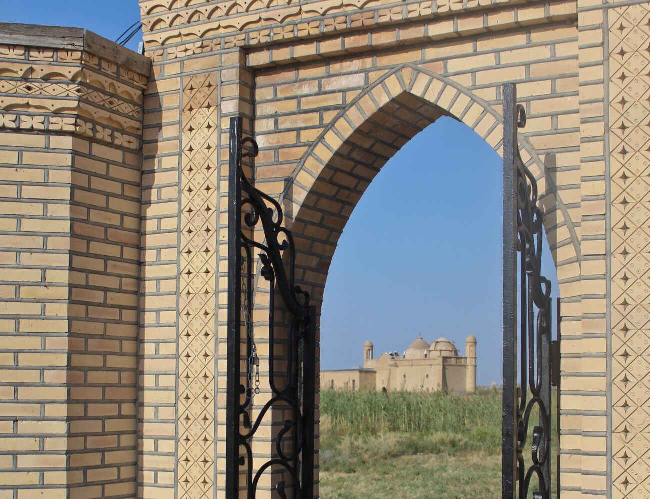 Info Shymkent - Entrance to Arystan Bab site