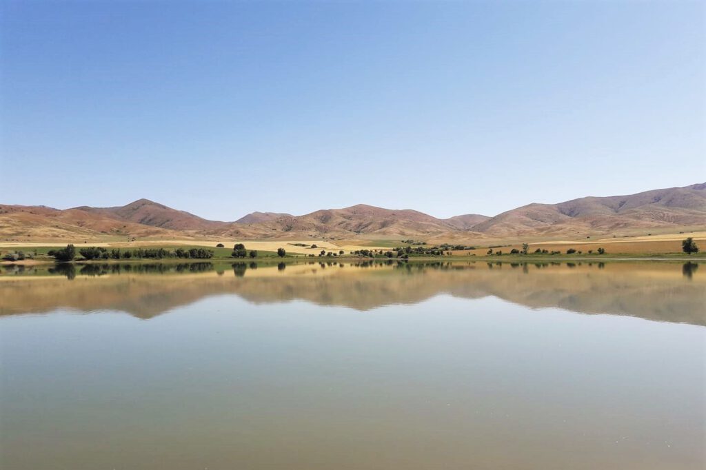 Info Shymkent - Beautiful lake in the Karatau Mountains (Image by guide Islam Kalani)