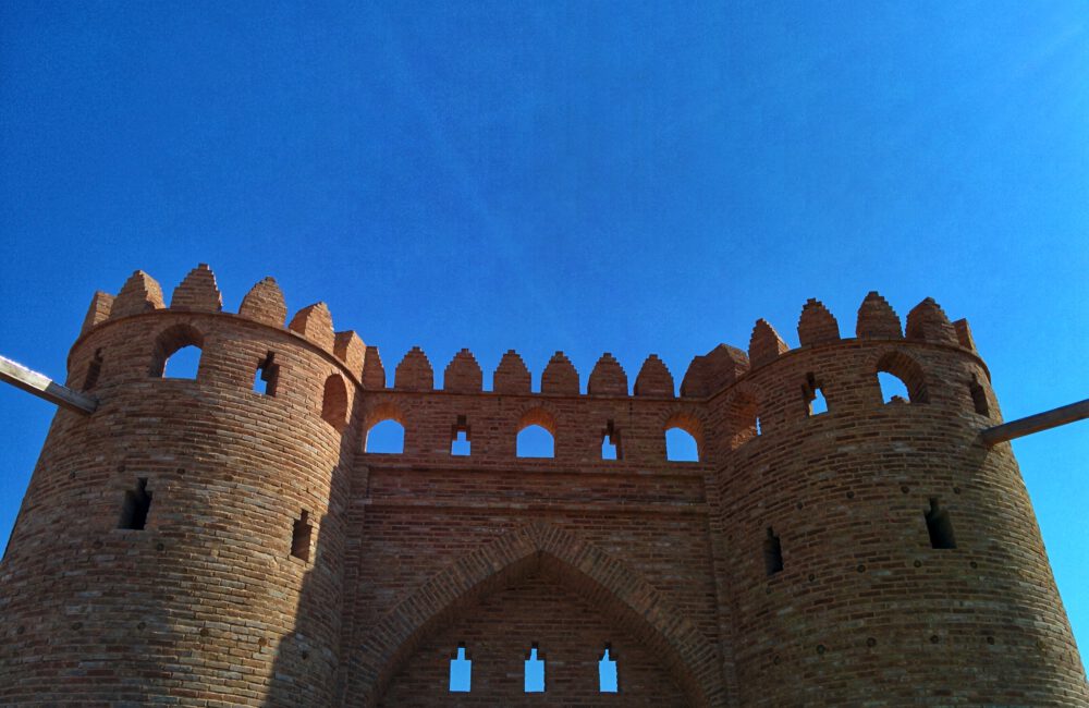Info Shymkent - Gate of the ancient silk way city (Otrartobe) in Kazakhstan
