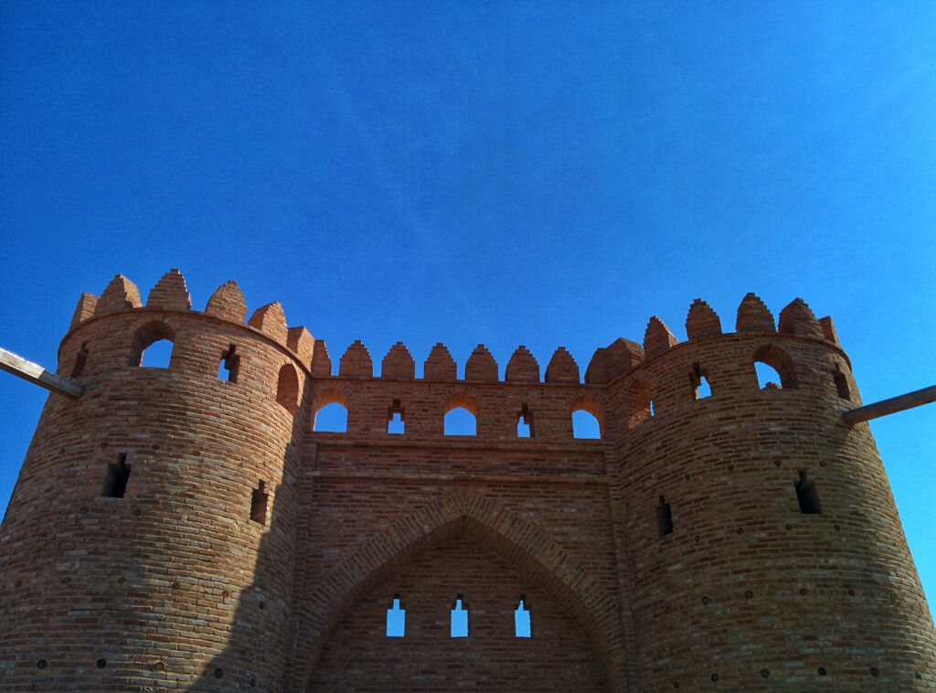 Info Shymkent - Gate of the ancient silk way city (Otrartobe) in Kazakhstan