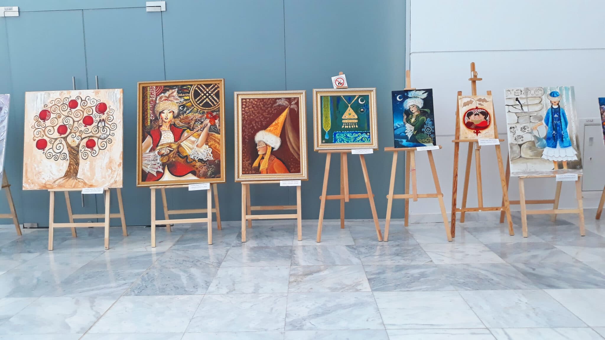 Info Shymkent - Art gallery with paintings from Kazakh artist Aisulu Almasbayeva