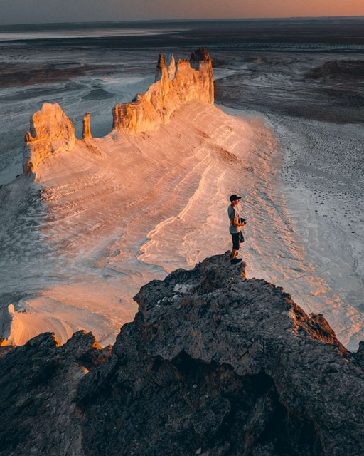 Info Shymkent - Alexandr Kuznetsov - Sunset at famous Bozzhyra tract in Mangystau region of Kazakhstan