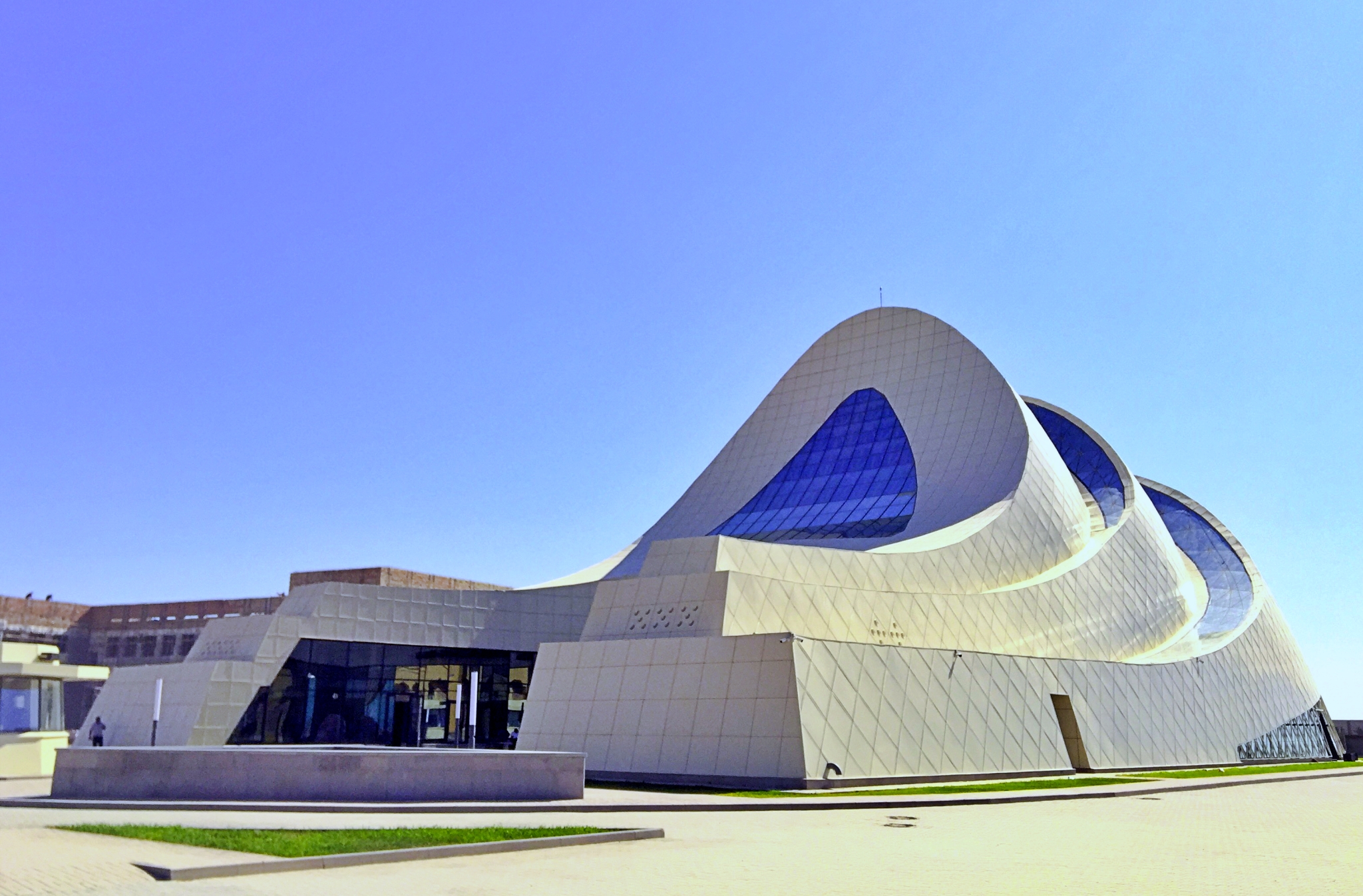 Info Shymkent - Front view of Khoja Ahmed Yasawi Museum in Turkestan (Image: Dome + Partners)