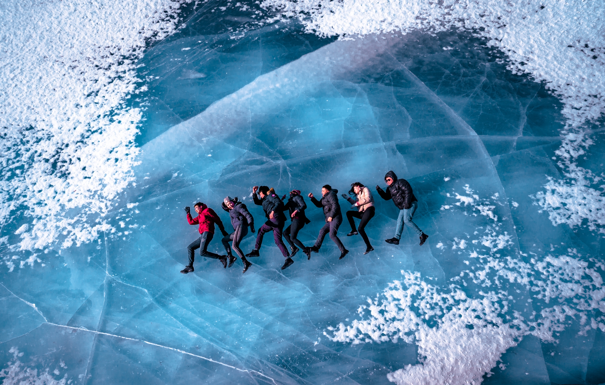 Info Shymkent - Photographer Zhambay - A funny group picture on the ice