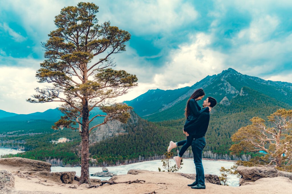 Info Shymkent - Portrait photographer Zhambay took a picture of a loving couple in Burabay, Kazakhstan