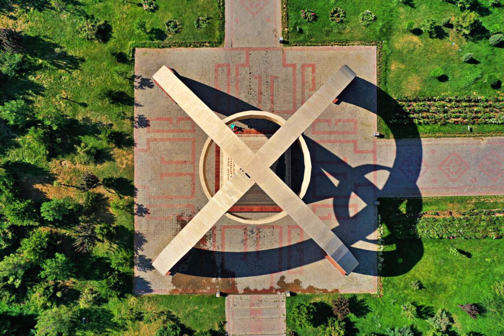 Info Shymkent - Shymkent from Above - Monument 550th Anniversary Kazakh Khanate