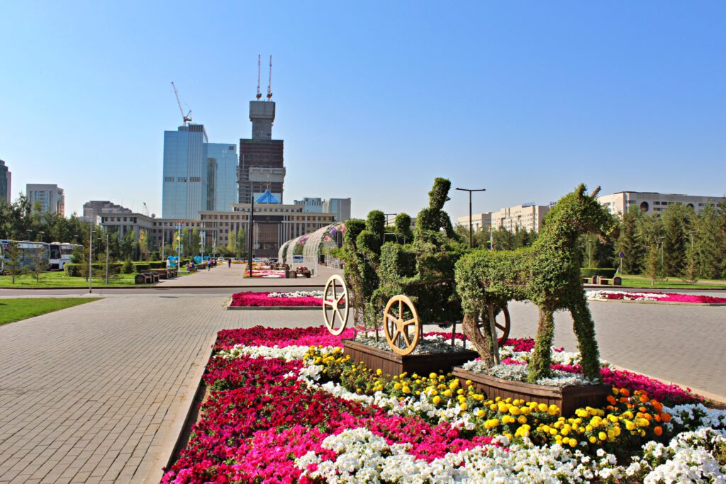 Info Shymkent - View to the construction site of Abu Dhabi Plaza in Astana in 2017