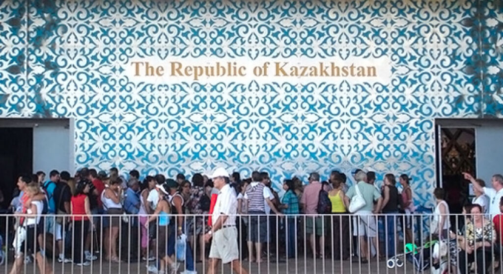 Info Shymkent - Expo 2008 - Outside Kazakh pavilion in Zaragoza, Spain (Photo: Carroquino Architectos)