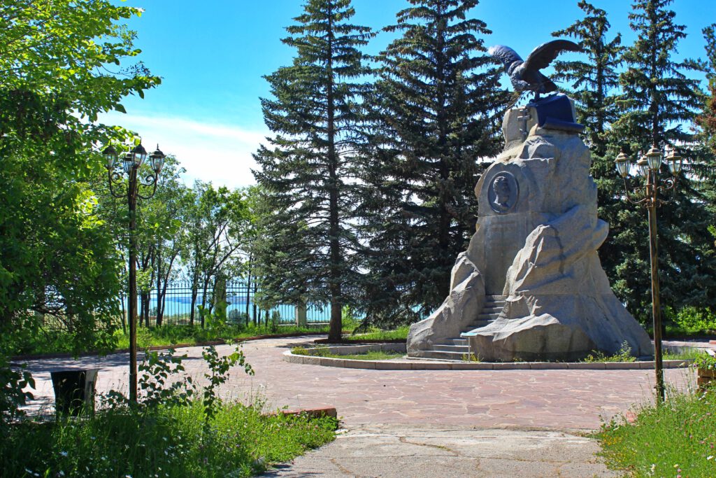 Info Shymkent - Monument next to Przewalski's grave at lake Issyk Kul in Kyrgyzstan