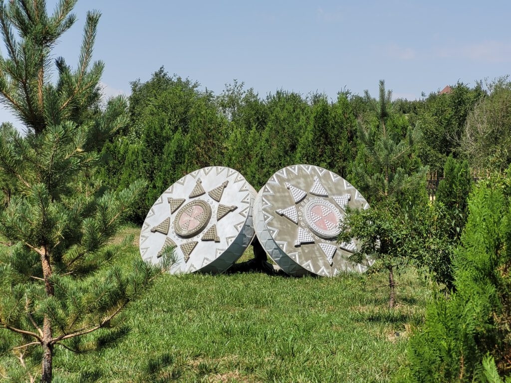 Info Shymkent - The huge Kazakh traditional ring decor at the complex Kazyna in Shymkent