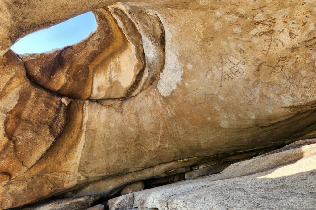 Info Shymkent - Ak-Baur Cave in Eastern Kazakhstan